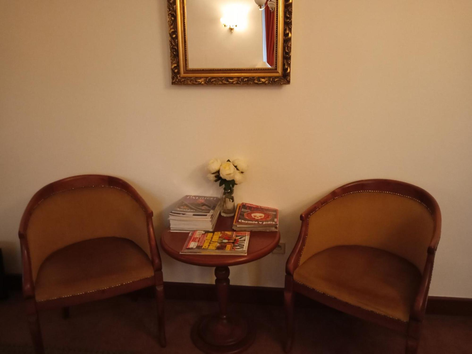 Retro Hotel Villa Ostrava Eksteriør billede
